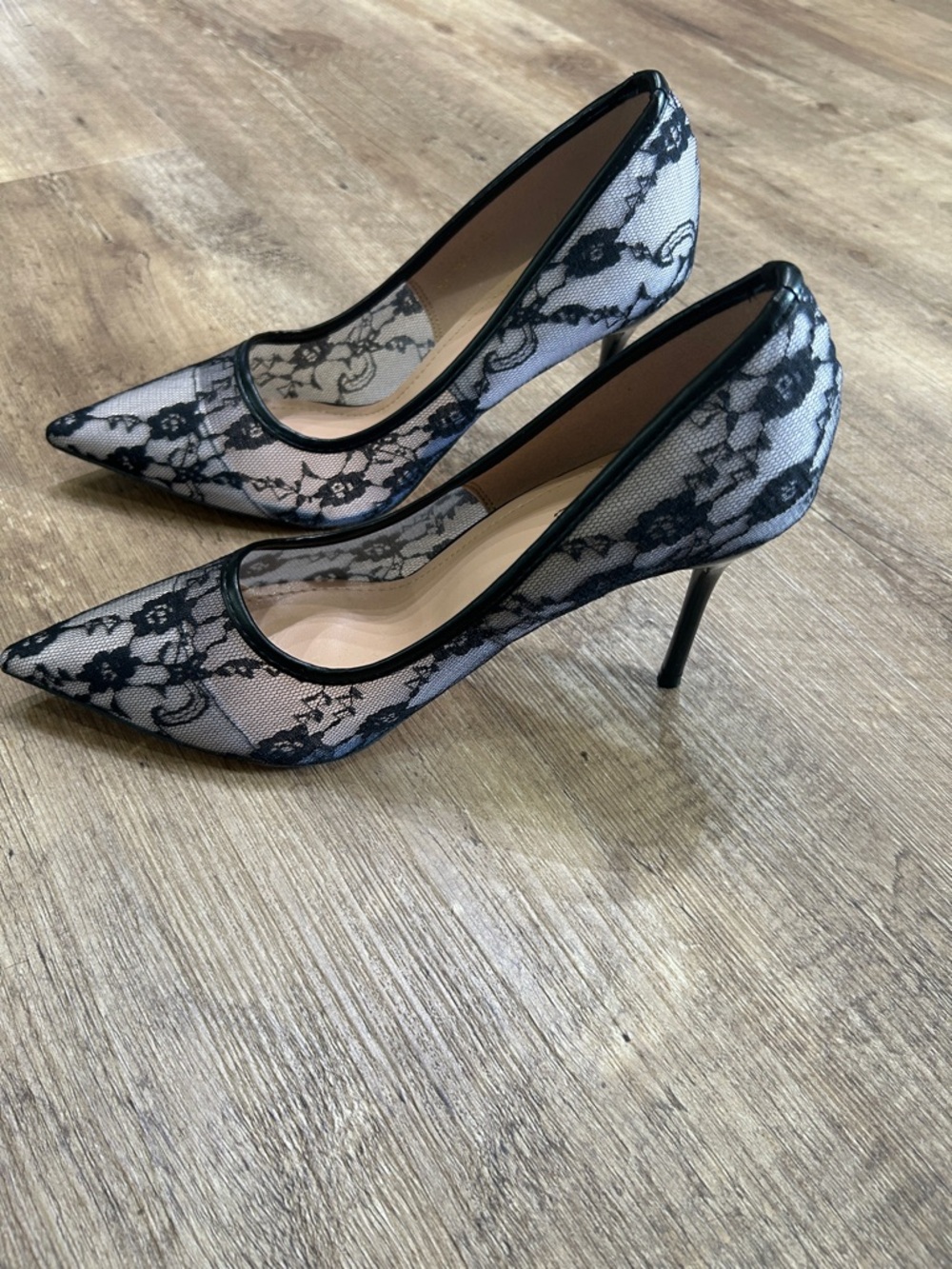Black Lace Pointed Toe Stiletto Pumps